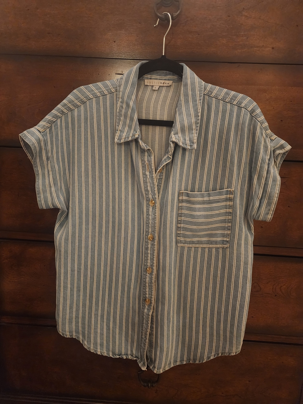 Baltic Born Light Blue & White Striped Short-Sleeve Button-Up Shirt